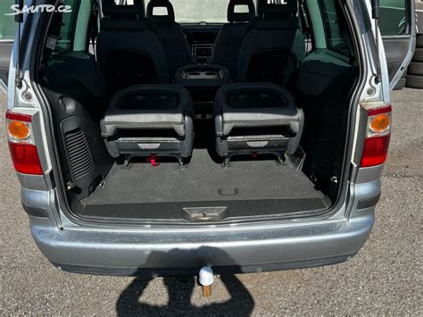 Motorový prostor Ford Galaxy 1.9 TDI