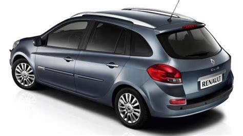 Renault Clio III Grandtour přední nárazník