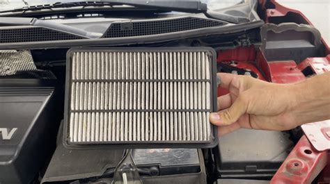 Schéma umístění kabinového filtru v Nissan Qashqai