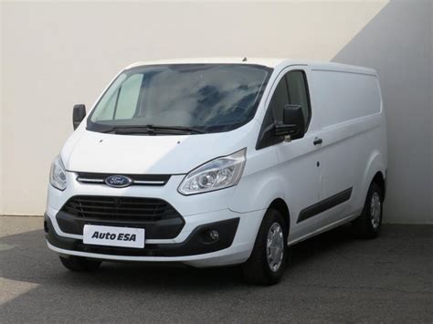 Infografika: Jak číst inzerát na Ford Transit