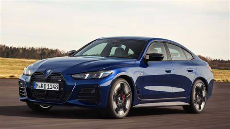Interiér a čalounění BMW 4 Gran Coupe s příplatky
