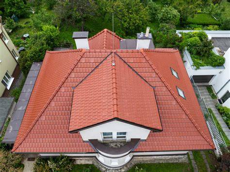 Infografika: Systém panoramatické střechy a nejčastější závady