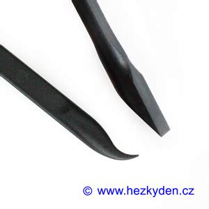 plastové páčidlo uvolňující rámeček autorádia