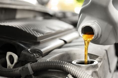 infografika: dopad výměny oleje na výkon motoru