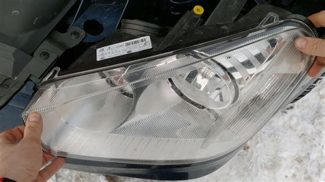 Schéma rozložení žárovek a typů světlometů pro Ford Mondeo (2010-2015)