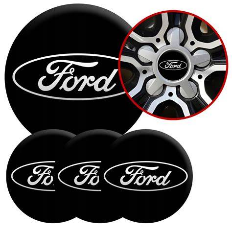 logo Ford na dudlíku a ilustrace personalizace