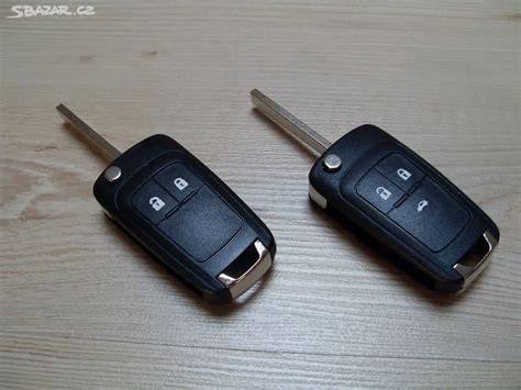 Infografika: Jak probíhá synchronizace klíče Opel