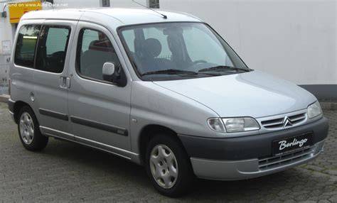 Infografika: Průřez verzí a motorů Citroën Berlingo I (Phase I, 1996)