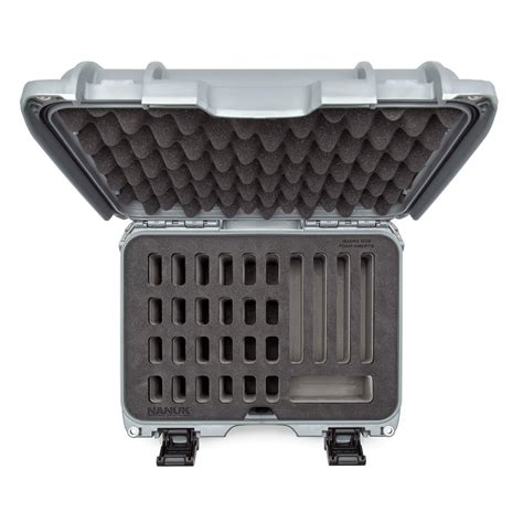 Náčrt mělkého boxu s pěnovou vložkou a zásuvek