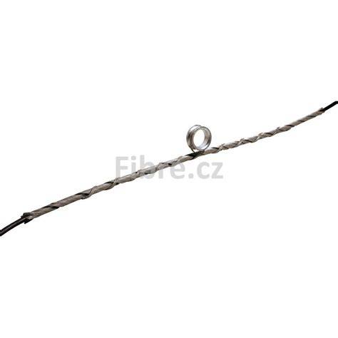 Obrázek znázorňující univerzální hadici pro paliva a oleje o průměru 12 mm