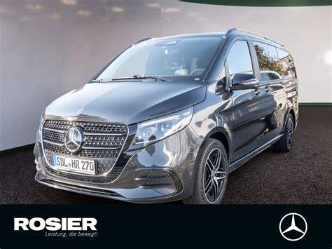 Interiér a přední část Mercedes-Benz V 250 d L - Avantgarde