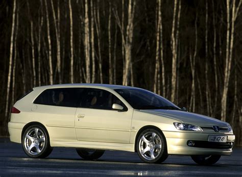 Infografika: Palivové soustavy a elektroinstalace Peugeot 306 HDi
