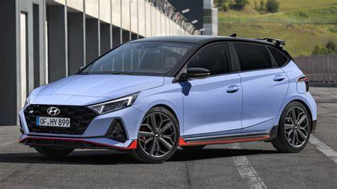 Infografika: Hyundai i20 SELECT výbava a technické údaje