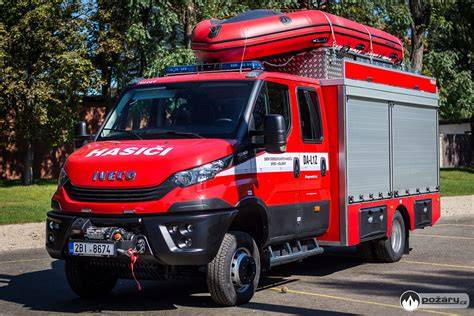 Infografika: Dopravní automobil DA na podvozku IVECO DAILY