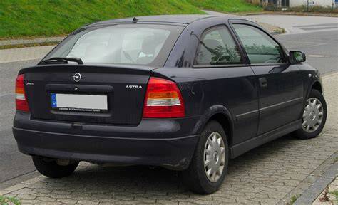 Infografika: Kompatibilita budíků a řídicích jednotek Opel Astra G