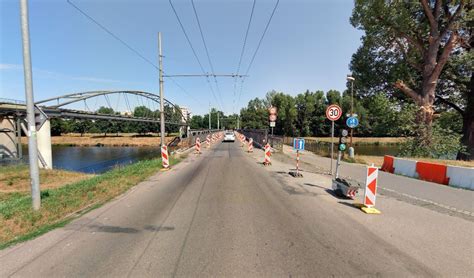 schéma s vyznačenými silnicemi, na kterých platí omezení provozu pro nákladní vozidla