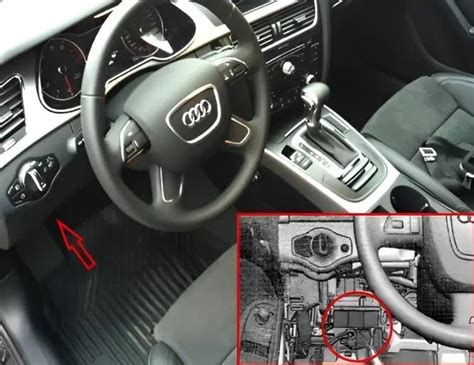 Schéma motorového prostoru Audi A4 B8