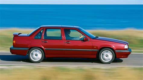 Infografika schéma topného okruhu Volvo 850