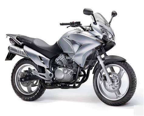 Obrázek s technickým schématem motoru Honda XL 125 V Varadero