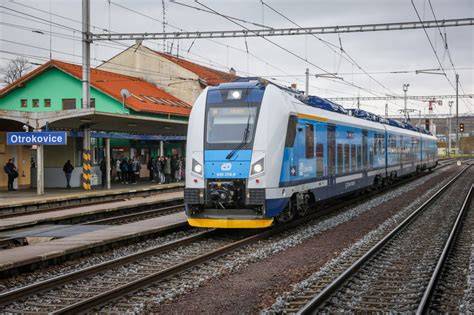 Porovnání najetých kilometrů a spolehlivosti mezi PD a CR