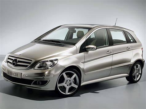 Mercedes-Benz Klasa B (W245) - pohled zepředu, technické specifikace