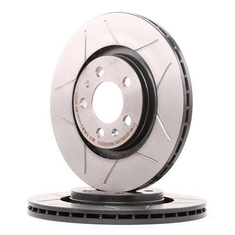 Infografika: Rozdíly mezi řadami Brembo Max, Sport a Turismo