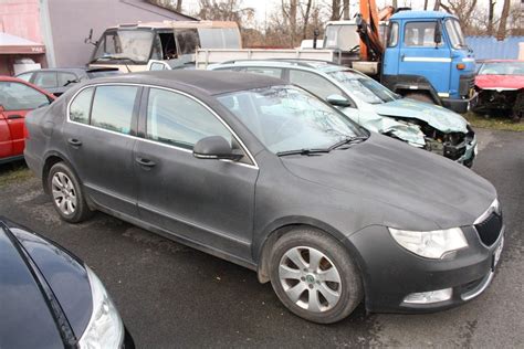 Mapa servisních míst a náhradních dílů pro Škoda Superb II