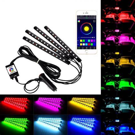Interiérové LED neony MULTICOLOR v autě