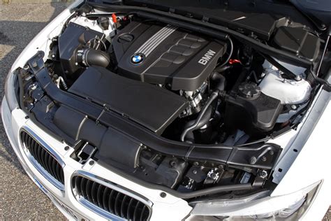 Detail motoru BMW 320d