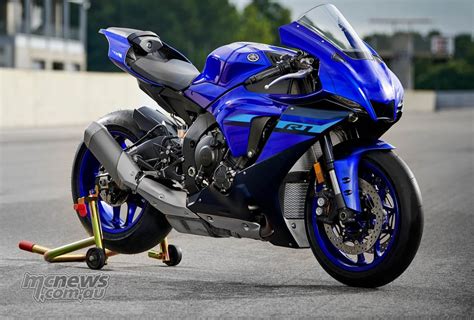 Infografika: Hlavní části Yamaha YZF-R1 pro okruhové úpravy