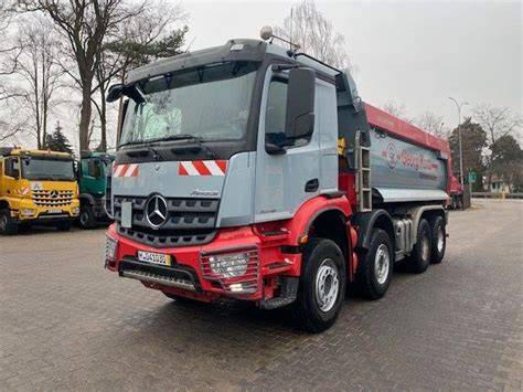 Mercedes-Benz AROCS 3246 8x4 MEILLER obrázek