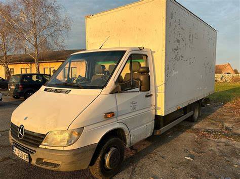 Schéma rozměrů Mercedes 413 CDI Doka