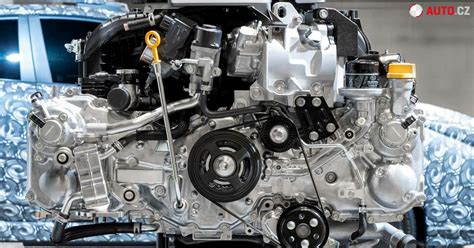 Ilustrace principu fungování hybridního pohonu u Suzuki