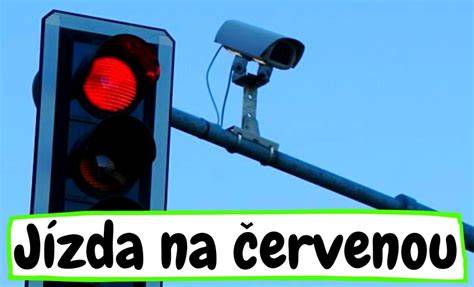 Infografika: Schozni sankce a body za přestupek Nezastavení na červenou
