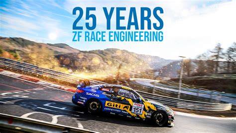 Infografika: Porovnání charakteristik spojek Sachs Race Engineering vs. běžné spojky