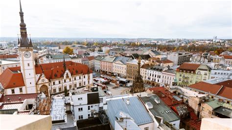 Mapa s vyznačenými pobočkami Direct Auto v Praze, Brně, Kladně, Ostravě a Olomouci.