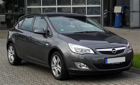 Schéma platformy GM Delta II použité pro Opel Astra J