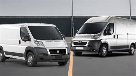 Obrázek znázorňující srovnání verzí Peugeot Boxer (boxer, Ducato, Jumper)