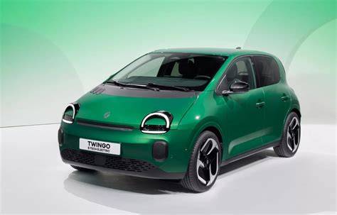 Infografika: Srovnání dojezdu a nabíjení Renault Twingo E-Tech