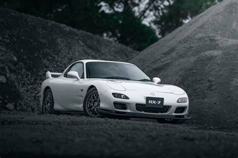 Infografika: Wankelův motor a specifikace RX-7 FD3S