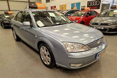 Infografika: Srovnání motorových verzí Ford Mondeo 1.6, 1.8, 2.0 a V6