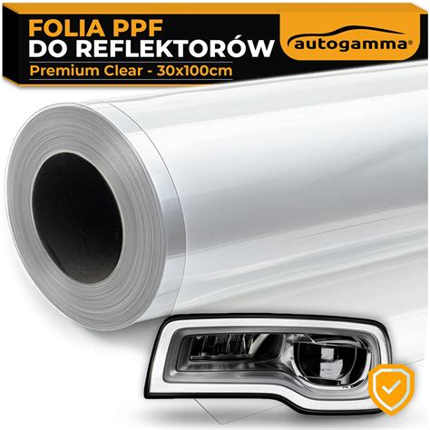 Detailní pohled na strukturu PPF fólie s vrstvami pro samohojení a hydrofobní vlastnosti.