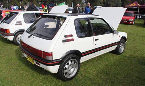 Mapa: trasy a tuning dílen specializovaných na 205 GTI