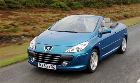 Detail střechy Peugeot 307 CC