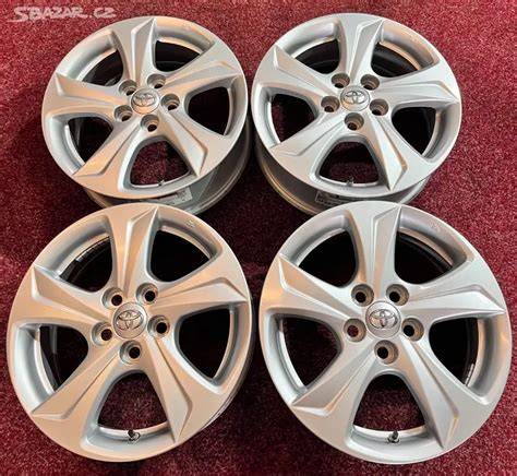 Originální alu disky Toyota Yaris černé