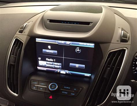 Infografika: Prehled nastaveni navigace Ford Sync2