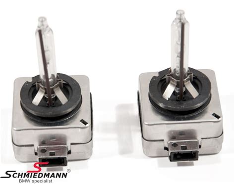 Detailní schéma výměny xenonové výbojky D1S