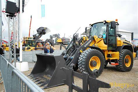 Elektrický kloubový nakladač Volvo L20