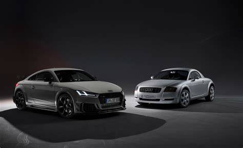 Infografika srovnání verzí Audi TT a jejich technických parametrů