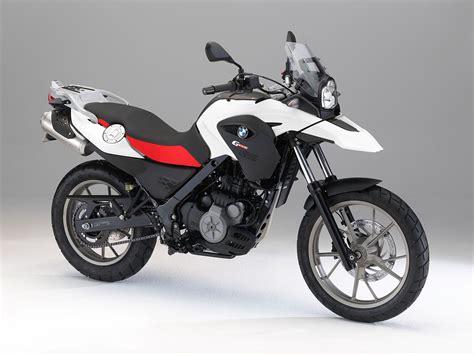 BMW F 650 GS profil a zadní část